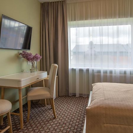 Hotel Sinchronas Telsiai Ngoại thất bức ảnh
