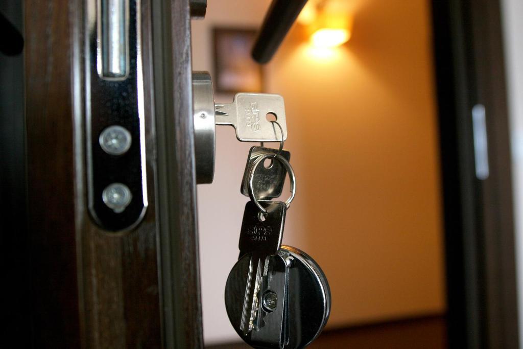 Hotel Sinchronas Telsiai Ngoại thất bức ảnh