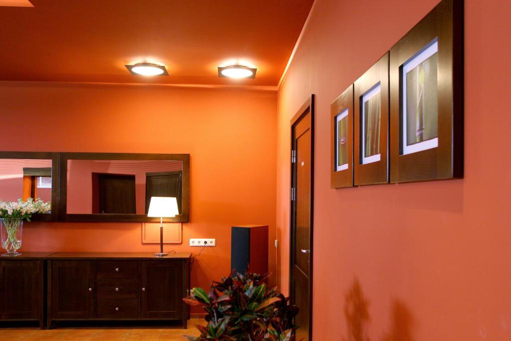 Hotel Sinchronas Telsiai Ngoại thất bức ảnh